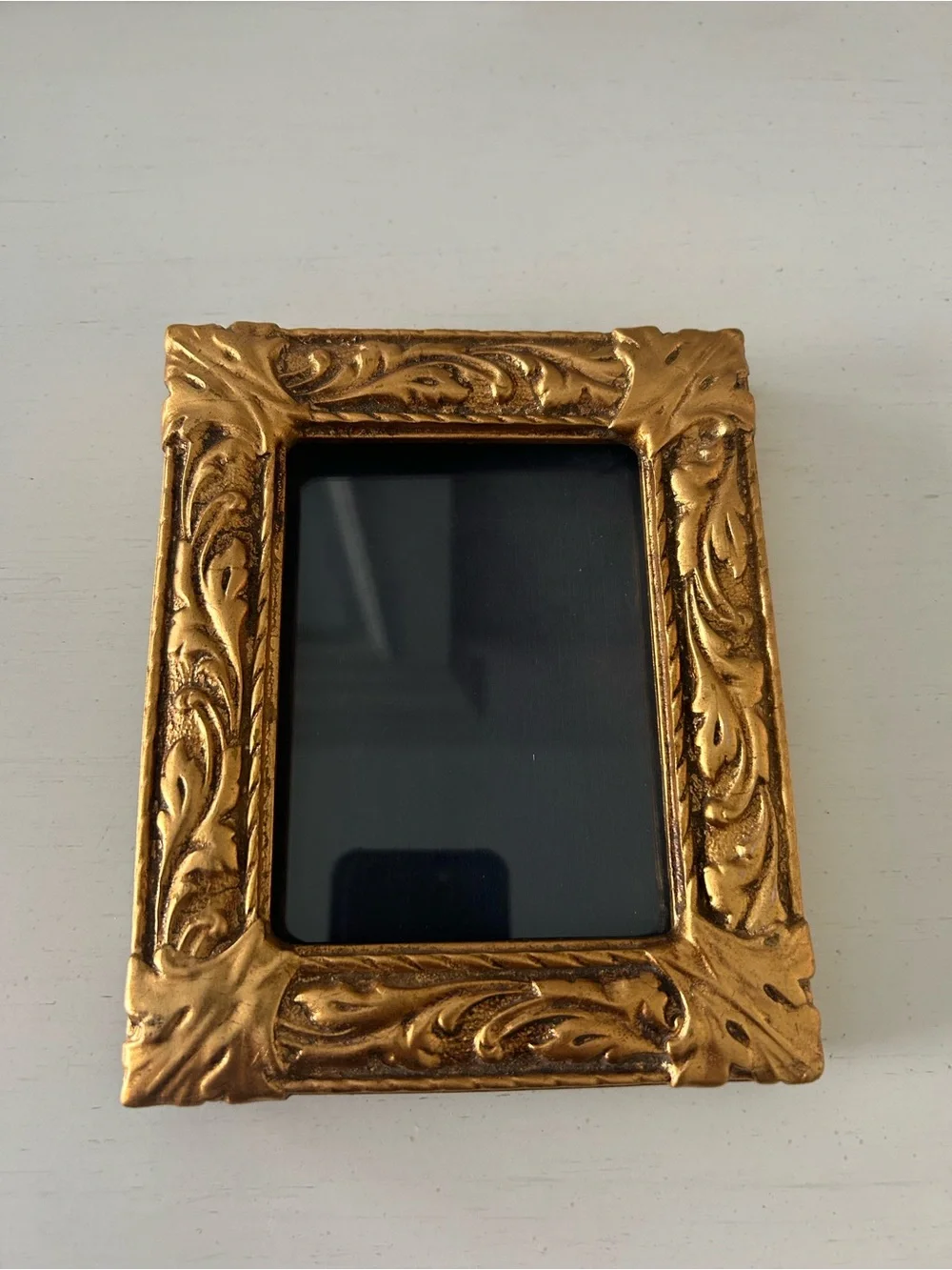 Italian Style Antique Gold Painted Ornate Wood Small Picture Frame 3x5